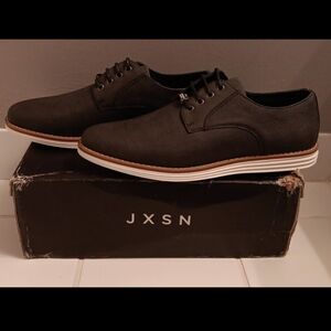 JXSN Ultralights Mens Black shoes size 9 NIB
